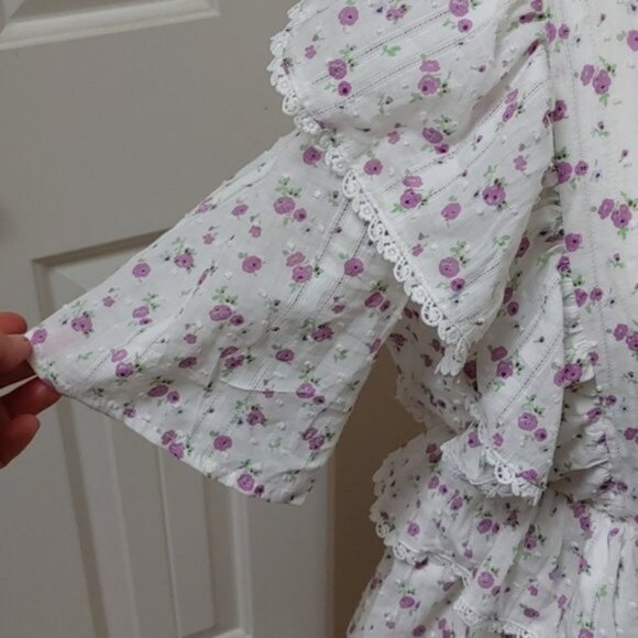 ANTHROPOLOGIE Selected Femme White ruffled peasant short sleeves top flower - Picture 5 of 15